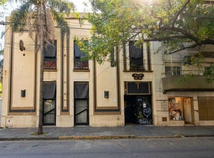 Local comercial · 264m²