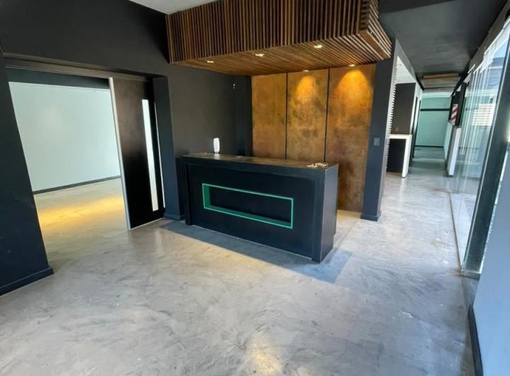 Oficina comercial · 135m² · 6 Ambientes
