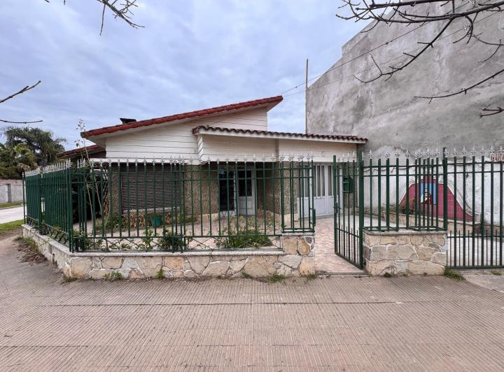 Casa · 146m² · 4 Ambientes · 1 Cochera