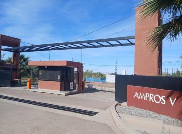 Terreno · 300m² · Terreno en Venta en Ampros V