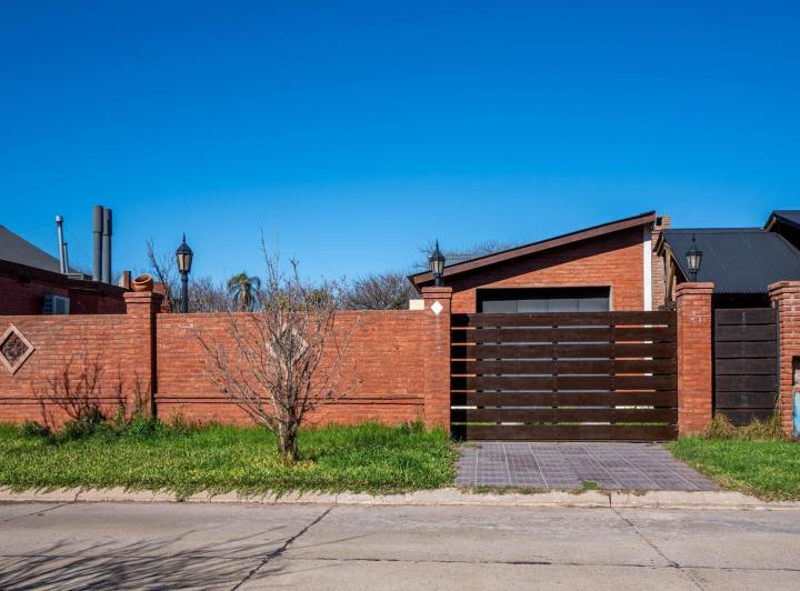 Casa · 64m² · 1 Ambiente · 1 Cochera