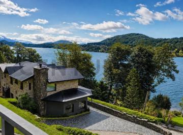 Casa · 285m² · 5 Ambientes · 2 Cocheras · Casa en Venta Barloche Costa de Lago