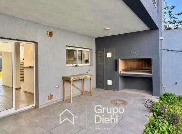 Casa · 150m² · 4 Ambientes · 2 Cocheras · Alquiler en Granja de Funes - Housing Cerrado!