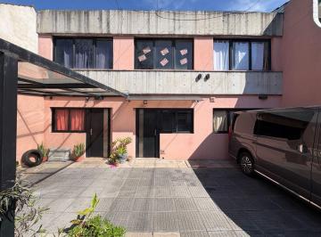Casa de 3 ambientes, Morón · Dúplex 3 Ambientes en Alquiler - Patio con Parrilla y Lavadero - Cochera - Sin Expensas - Morón Sur