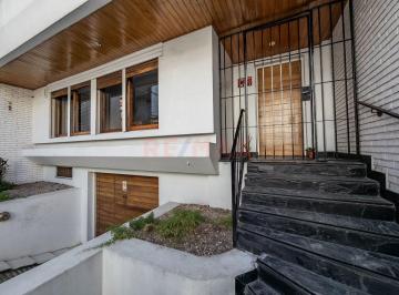 Oficina comercial · 254m² · 1 Cochera · Oficinas en Casa 4 Amb Venta en Caballito C/garage