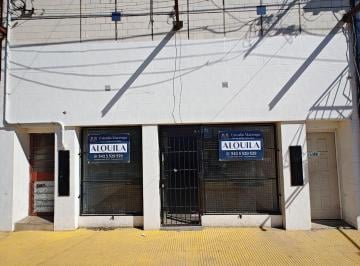 Local comercial · 100m² · 3 Ambientes · Local Comercial Al Frente con Darsenas
