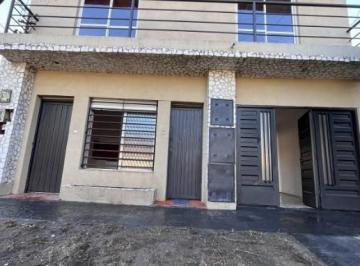 Departamento · 122m² · 5 Ambientes · 1 Cochera · Dos Excelentes Departamentos en Block en Venta en Lanus