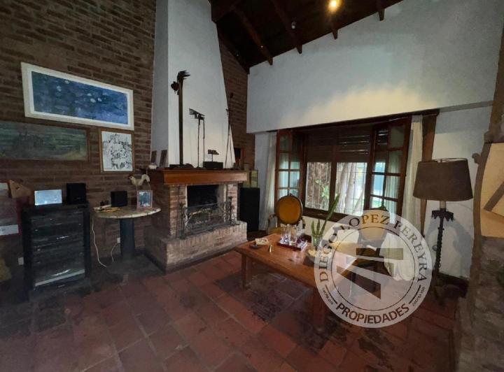 Casa · 296m² · 4 Ambientes