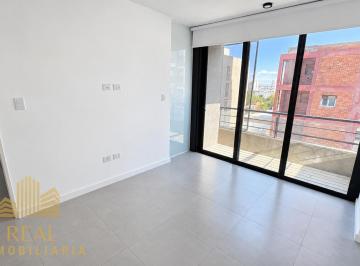 Departamento · 50m² · 2 Ambientes · Alquiler Departamento un Dormitorio con Balcones, Centro de Cipolletti