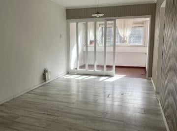 Departamento · 80m² · 4 Ambientes · 1 Cochera · Departamento en Venta