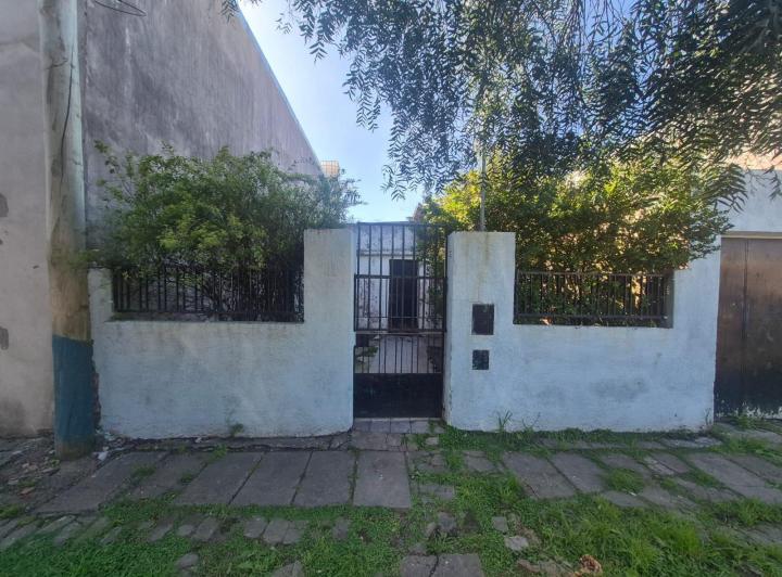 Terreno · 242m²