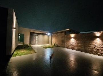 Casa de 3 ambientes, Resistencia · Casa en Venta a 200 m de La Ruta 11