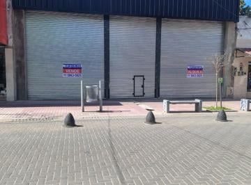 Local comercial , Malvinas Argentinas · Espectacular Local en Peatonal con Salida a Dos Calles!