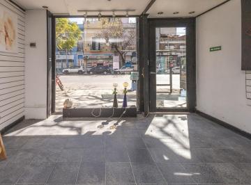 Local comercial · 106m² · Local Alquiler Sobre F. Lacroze Patios Sin Expensas