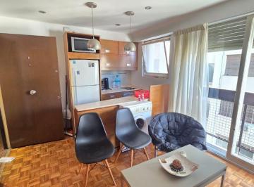 Departamento de 2 ambientes, Retiro · Florida 900* 2 Amb C/ Balcon Al Frente $800.000 (Incluye Expensas)