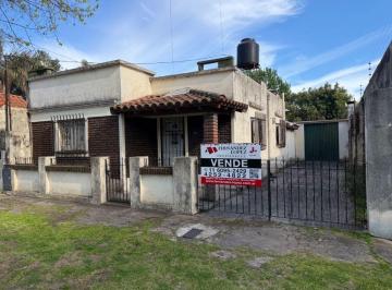 Casa de 3 ambientes, Quilmes · Venta - Casa Americana a Reciclar
