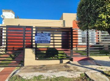 Casa de 5 ambientes, La Calera · Venta. Casa 3 Dorm., La Calera, Apta Credito