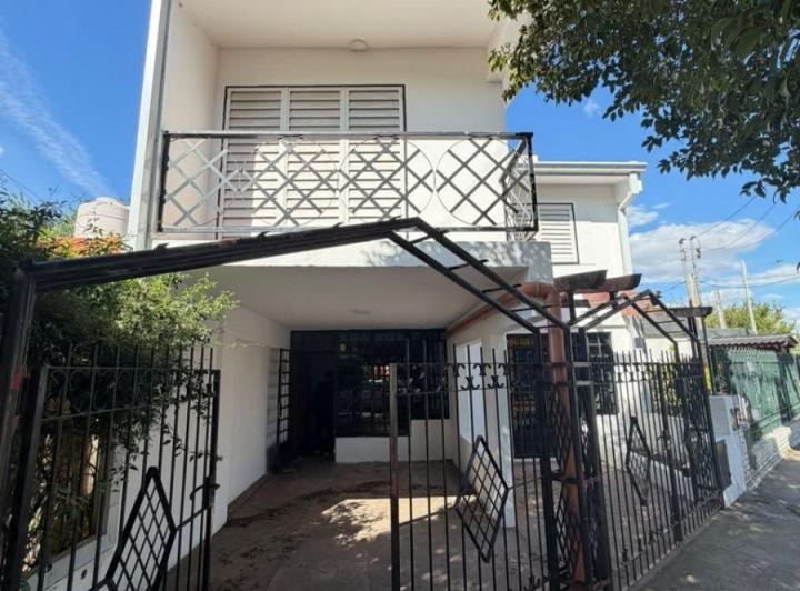 Casa · 150m² · 5 Ambientes