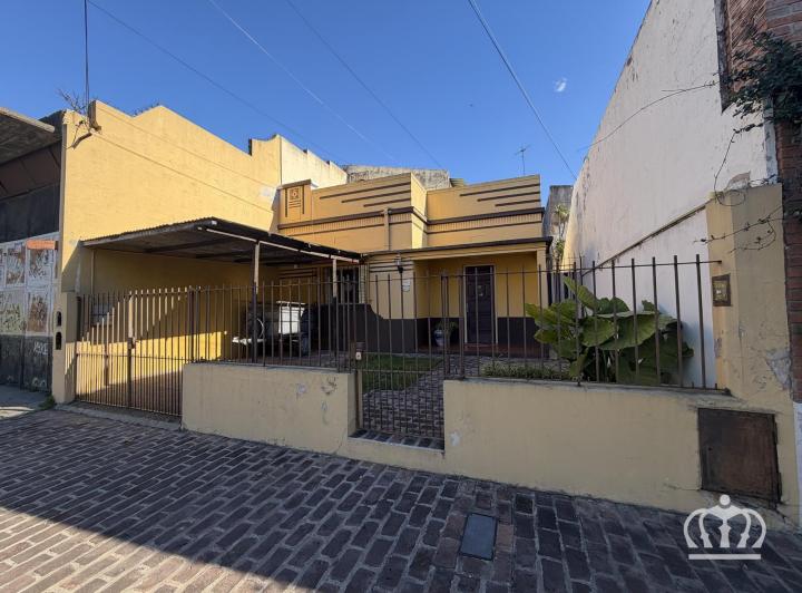Casa · 110m² · 4 Ambientes · 1 Cochera