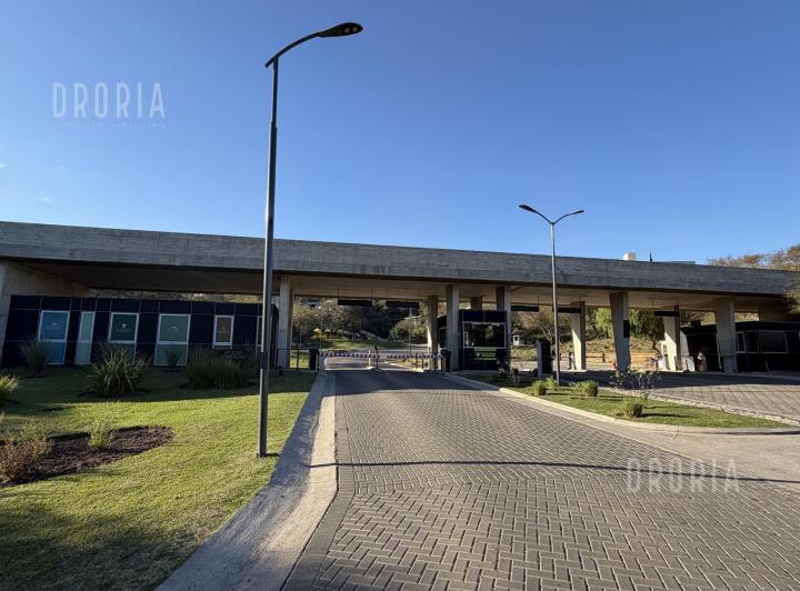 Terreno · 1177m²