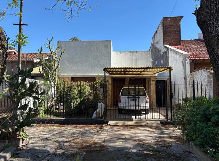 Casa · 106m² · 3 Ambientes · 1 Cochera