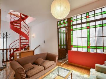 PH · 207m² · 8 Ambientes · PH en Venta en La Plata