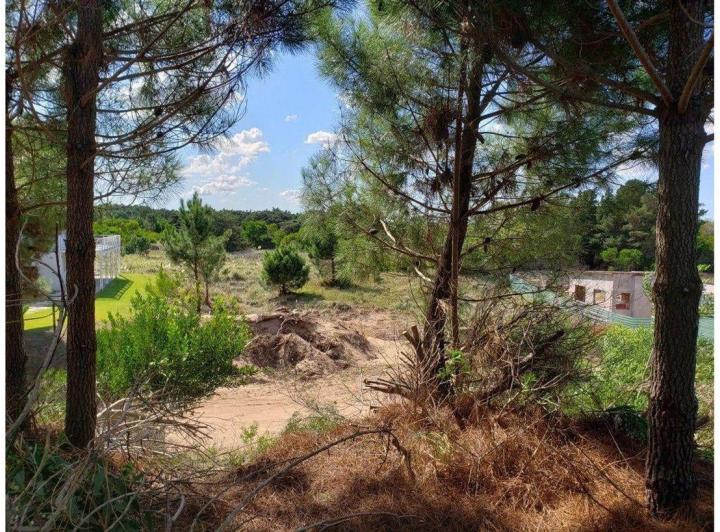 Terreno · 944m²