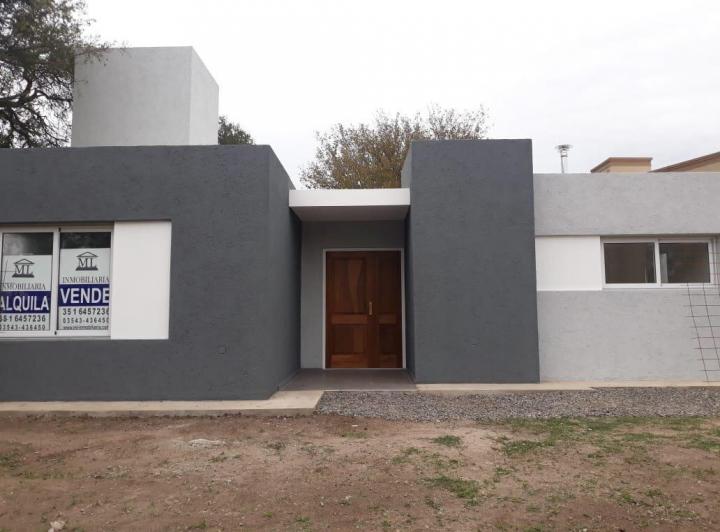 Casa · 110m² · 3 Ambientes · 2 Cocheras