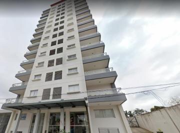 Departamento · 95m² · 4 Ambientes · 1 Cochera · Departamento en Venta! con Cochera - Edificio Co. Per. Vi