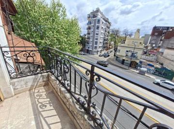 PH de 2 ambientes, Floresta · Dos Ambientes Al Frente con Balcón, sin Expensas, en Floresta