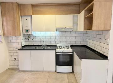 Departamento · 65m² · 3 Ambientes · Alquiler - Departamento 2 Dorm - B° Jardin