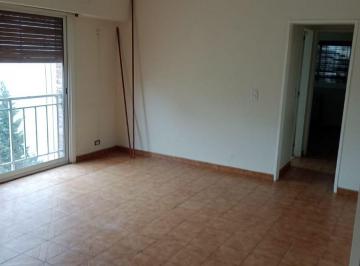 Departamento de 2 ambientes, Quilmes · Departamento 2 Ambientes en Alquiler en Centro (A Partir de Noviembre).