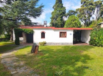Casa · 125m² · 4 Ambientes · 1 Cochera · Casa en Venta Alta Gracia Tres Dorm. Credito