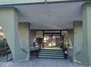Departamento · 51m² · 3 Ambientes · Alquiler Depto 3 Amb Luminoso C/lavadero Floresta