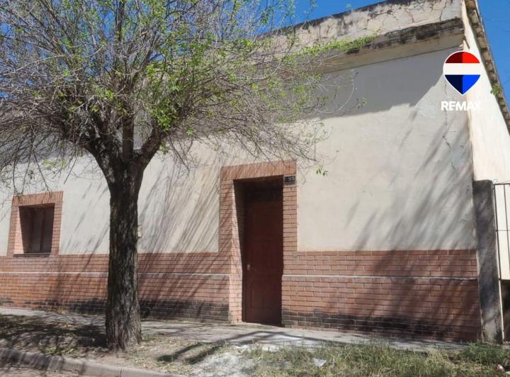 Casa · 200m² · 5 Ambientes · 2 Cocheras