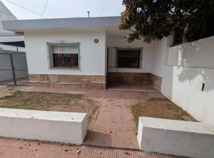 Casa · 80m² · 3 Ambientes · 1 Cochera