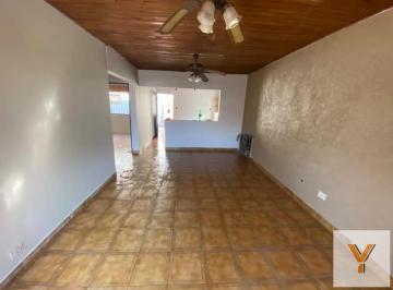 Casa · 65m² · 3 Ambientes · Casa en Alquiler - 2 Dorm. 1 Baño - 75 m - La Plata