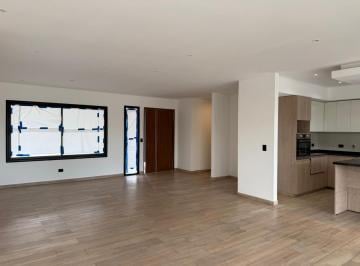 Casa · 216m² · 4 Ambientes · 4 Cocheras · Alquiler Casa de 4 Ambientes en Cruz del Sur a Estrenar Canning Ezeiza San Vicente