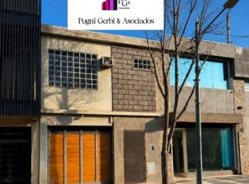 Casa de 3 ambientes, Godoy Cruz · Casa de 165 m² con 4 Dorm. en Venta en Godoy Cruz