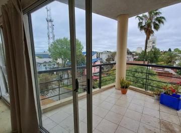 Departamento de 3 ambientes, Tres de Febrero · Excelente Depto 3 Ambiente Luz y Gran Balcón