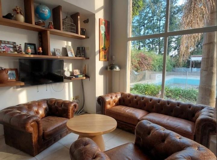 Casa · 259m² · 6 Ambientes · 1 Cochera