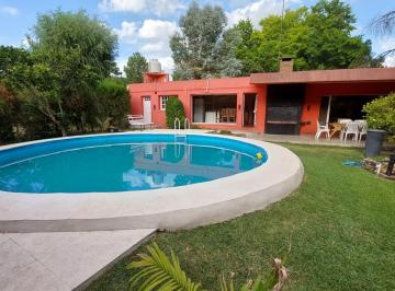 Quinta vacacional · 90m² · 3 Ambientes · 1 Cochera · Quinta en Altos de Los Cardales