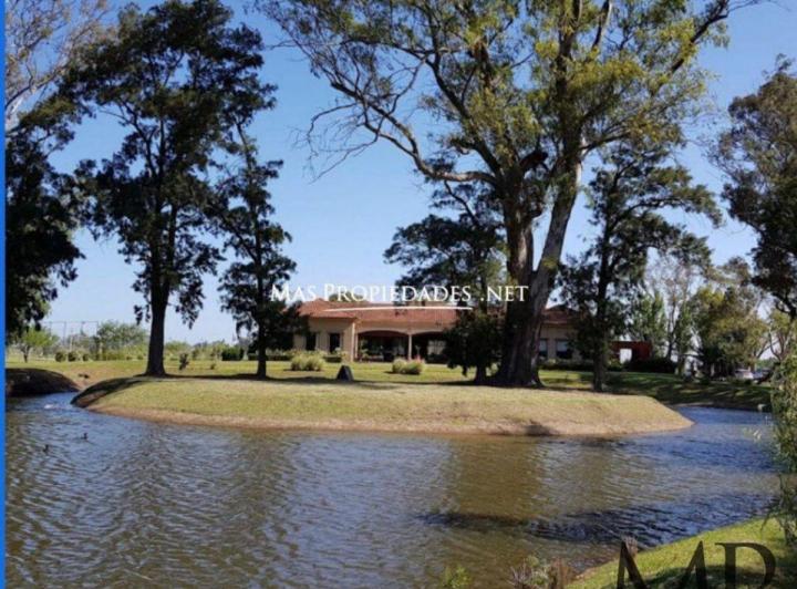 Terreno · 800m²