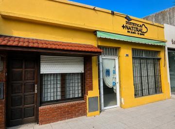 Local comercial · 100m² · 3 Ambientes · Venta Local + Departamanto en Villa Lourdes