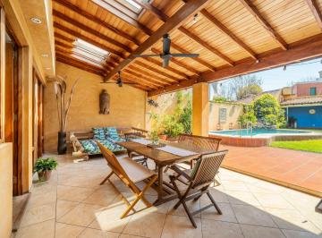 Casa · 224m² · 5 Ambientes · 1 Cochera · Venta Casa Exclusiva 5amb Parque Pileta - V. Devoto