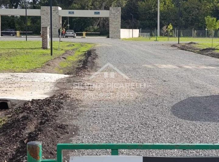 Terreno · 600m²
