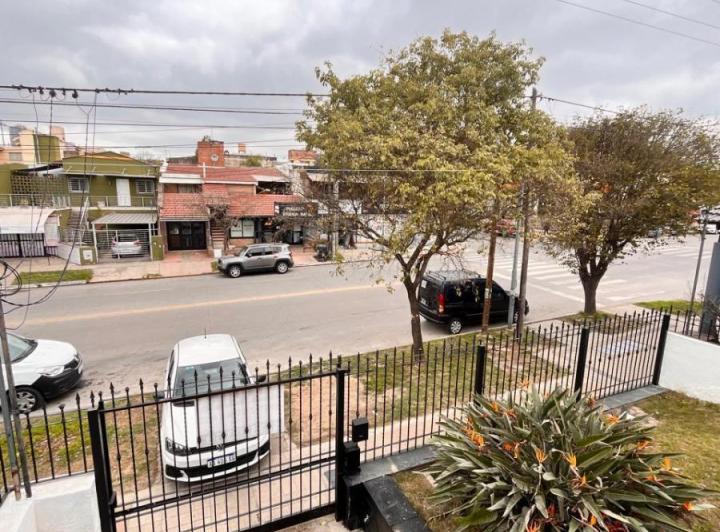 Casa · 148m² · 6 Ambientes · 1 Cochera