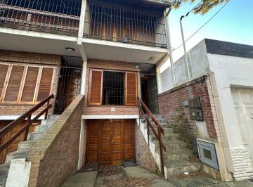 Casa · 116m² · 4 Ambientes · 1 Cochera · Casa Tríplex con Gas Natural Venta San Bernado