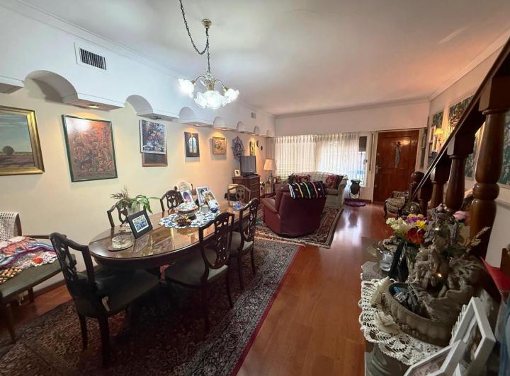 Departamento · 198m² · 5 Ambientes · 3 Cocheras