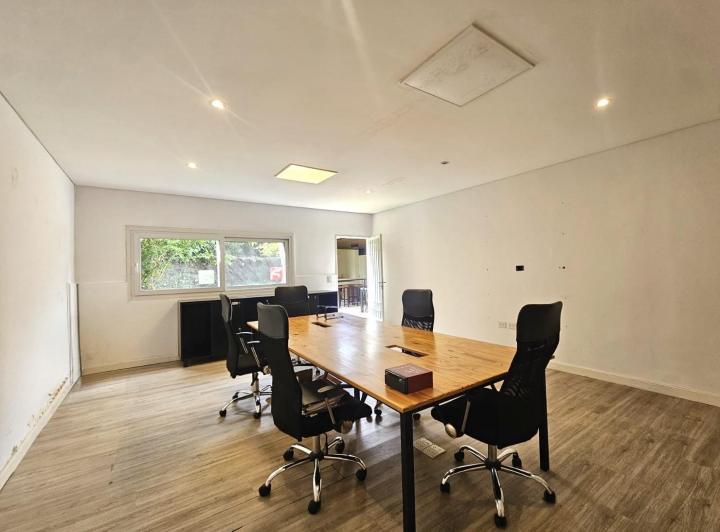 Oficina comercial · 121m²
